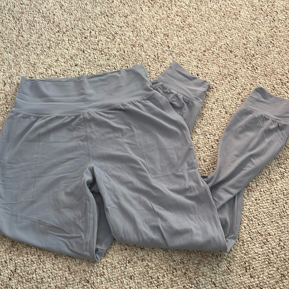 Athleta Salutation Jogger